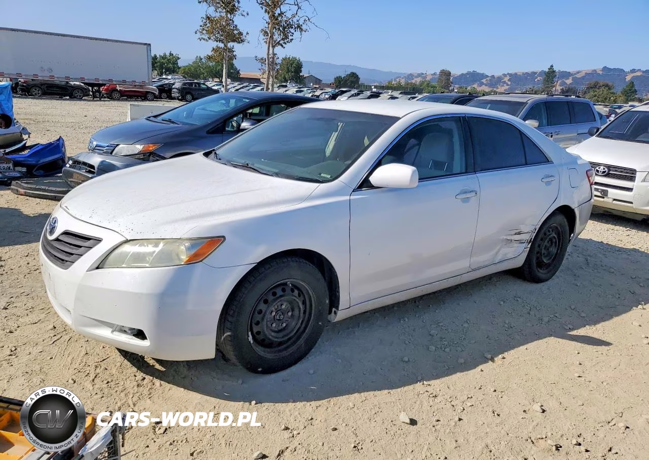 2007 Toyota Camry Le – zdjęcie 1 z 12
