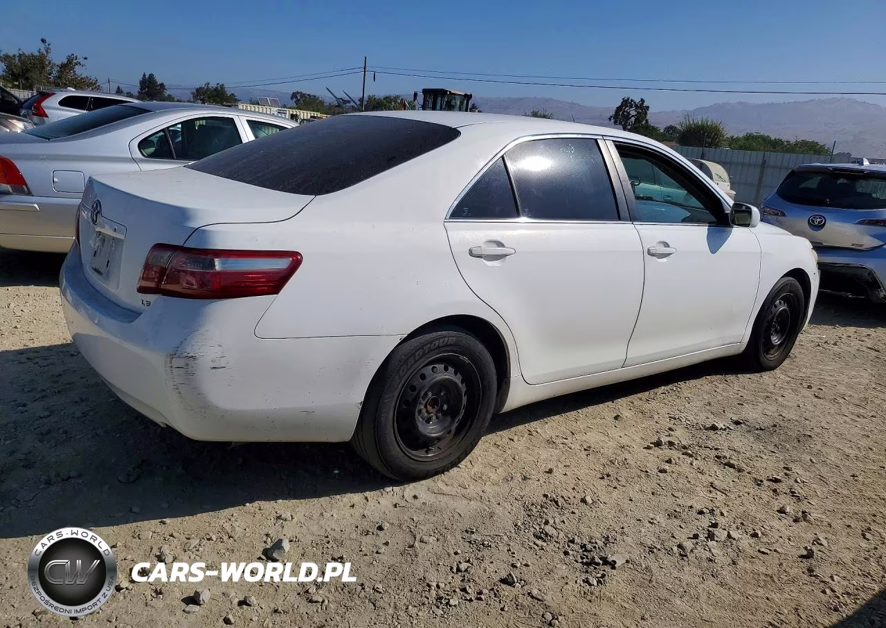 2007 Toyota Camry Le VIN:4T1BE46K07U700304 - 3