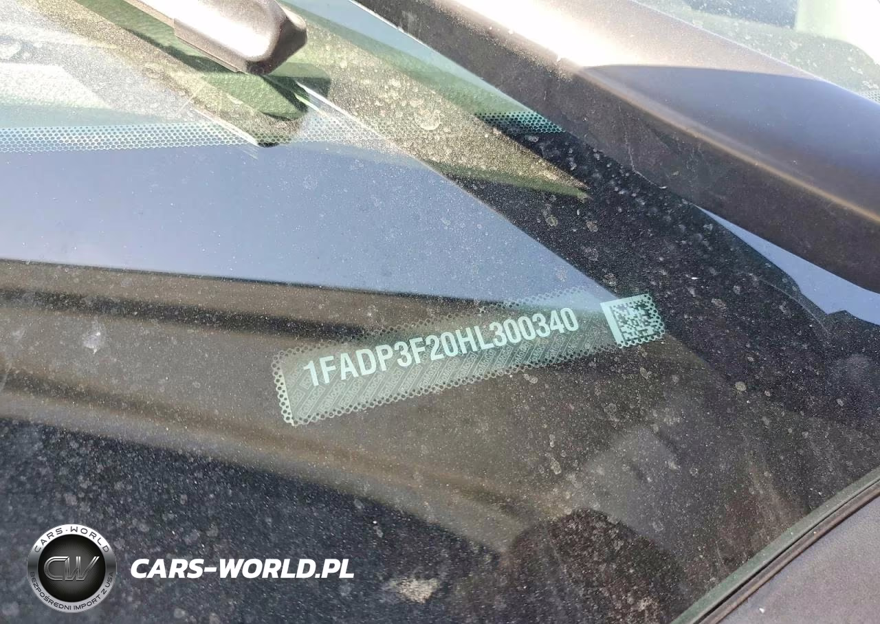 2017 Ford Focus VIN:1FADP3F20HL300340 - 12