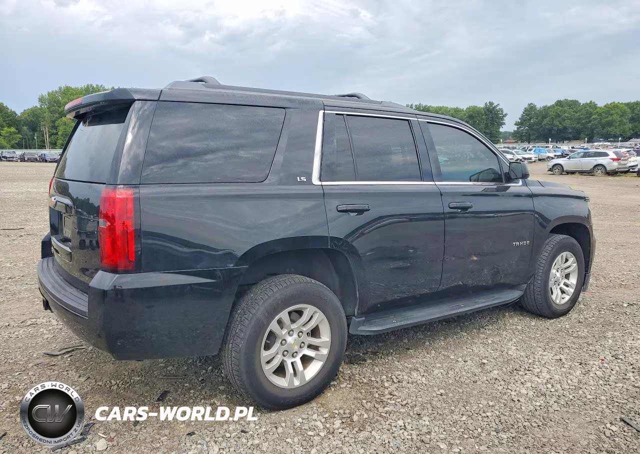 2015 Chevrolet Tahoe C1500 Ls VIN:1GNSCAKC3FR284040 - 3
