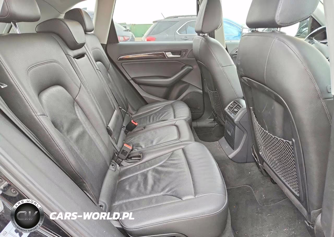 2014 Audi Q5 Premium Plus VIN:WA1LFAFPXEA079663 - 10