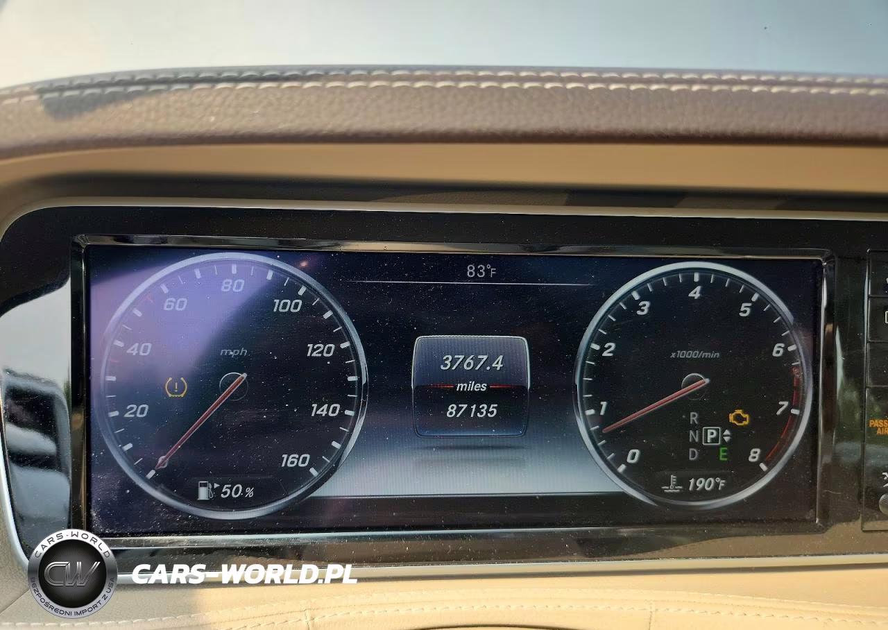 2015 Mercedes-Benz S 550 4Matic VIN:WDDUG8FB8FA073145 - 9