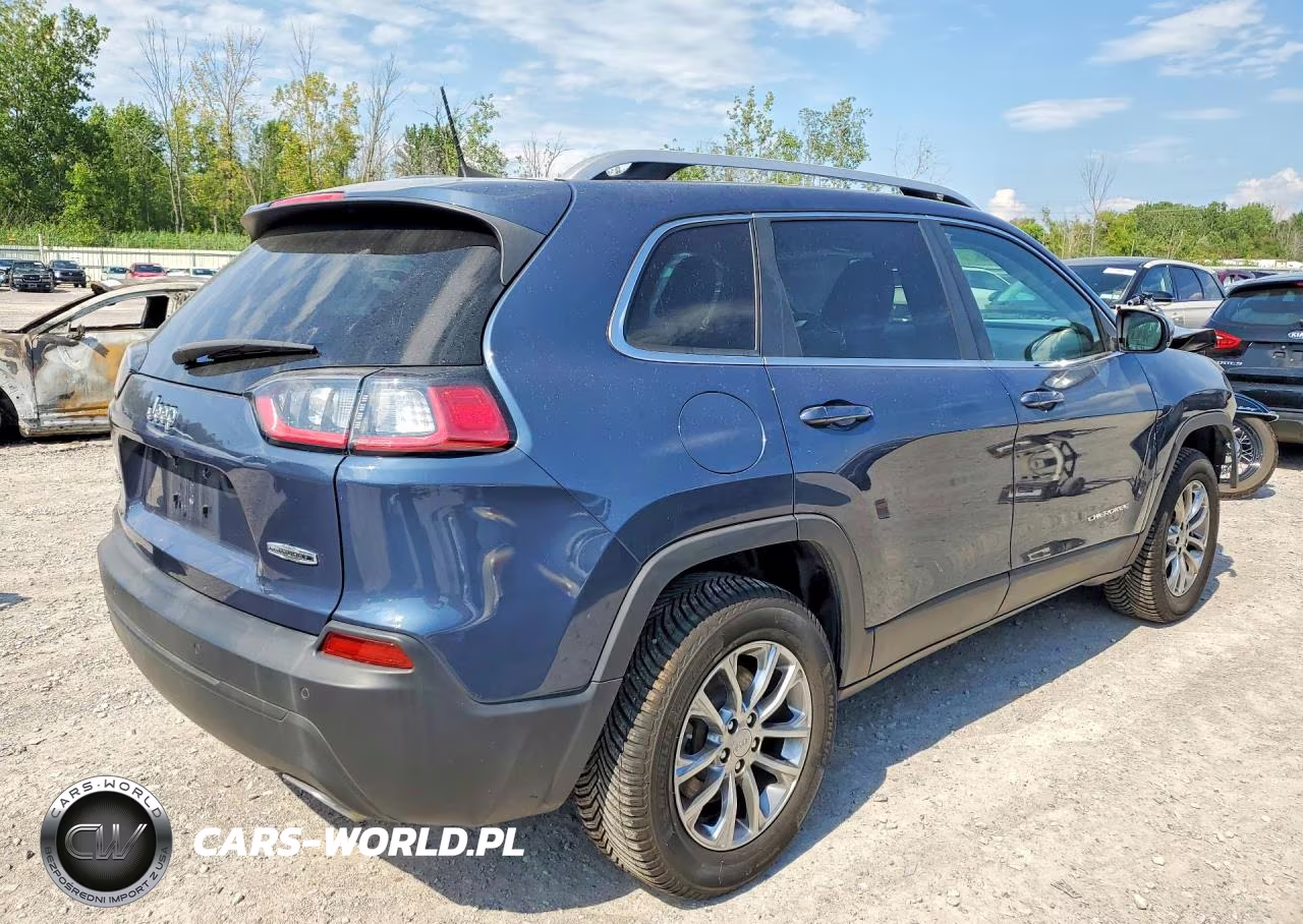 2020 Jeep Cherokee Latitude Plus VIN:1C4PJMLN4LD616548 - 3