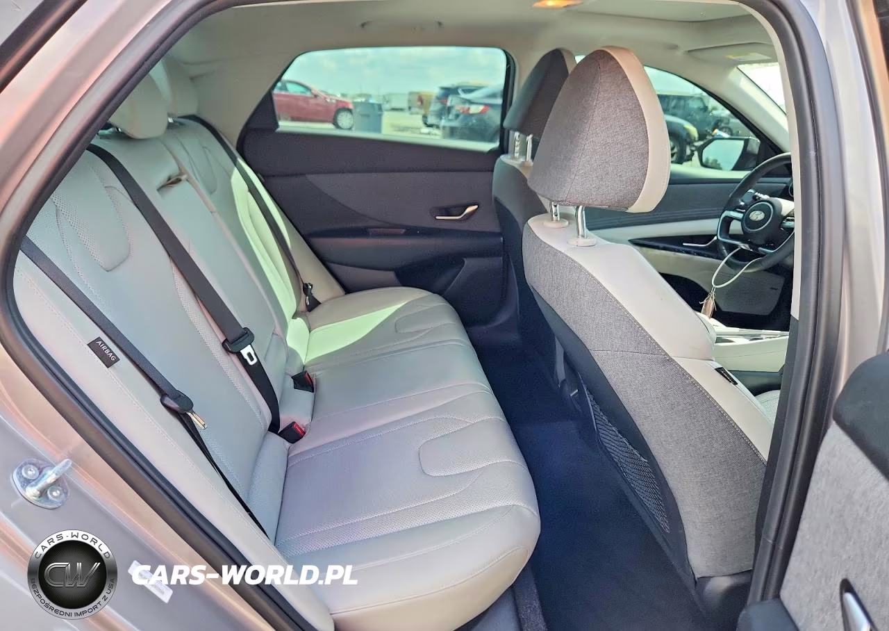 2025 Hyundai Elantra Limited VIN:KMHLP4DG7SU933568 - 10