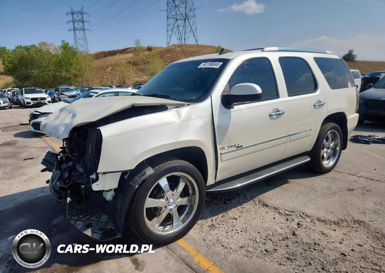 2011 GMC Yukon Denali – zdjęcie 1 z 14