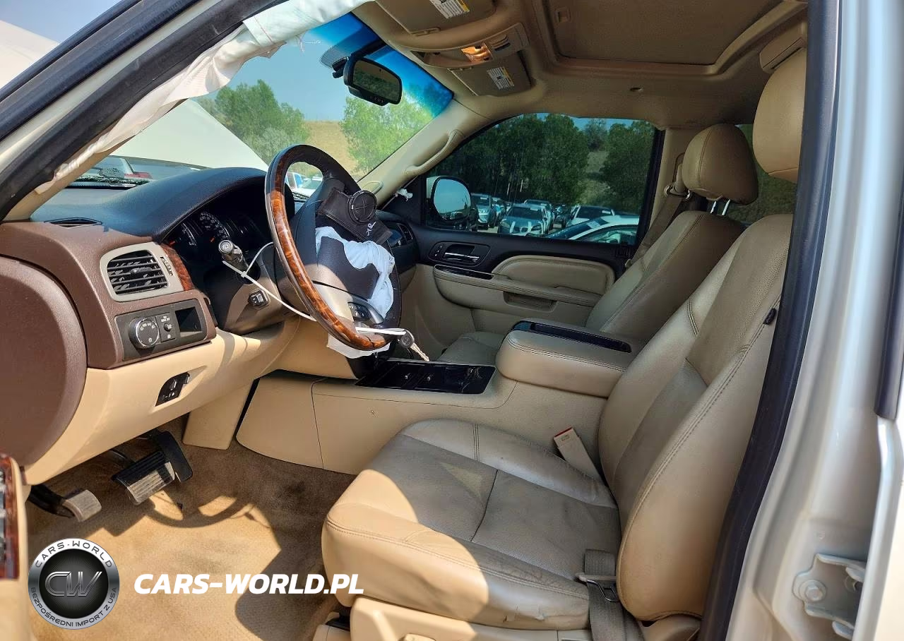 2011 GMC Yukon Denali VIN:1GKS2EEF9BR349996 - 7