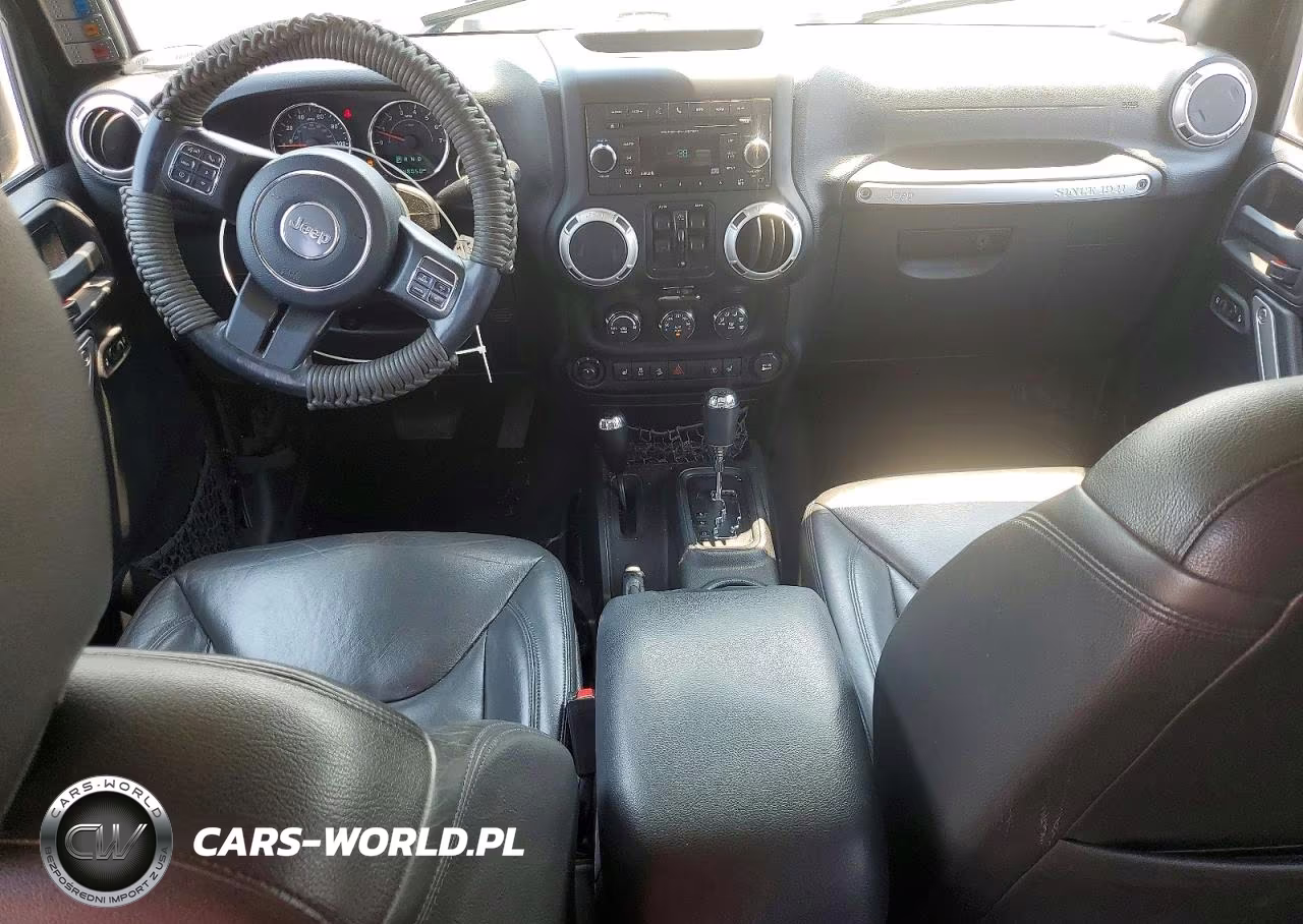 2016 Jeep Wrangler Unlimited Sahara VIN:1C4HJWEG7GL145487 - 8