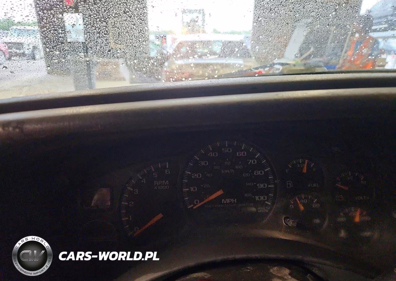 2002 Chevrolet Silverado K1500 VIN:2GCEK19V621404593 - 9