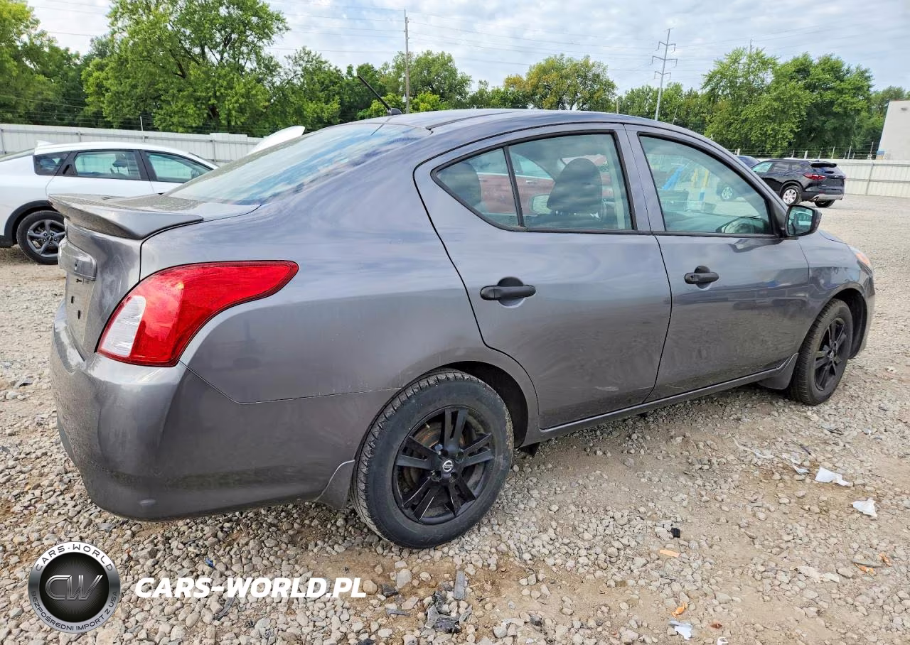 2019 Nissan Versa S Plus VIN:3N1CN7AP9KL800193 - 3
