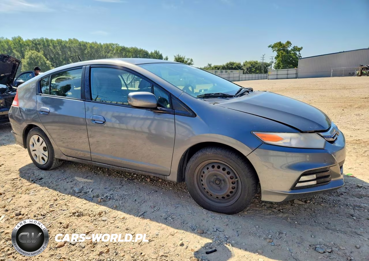2014 Honda Insight VIN:JHMZE2H3XES002951 - 4