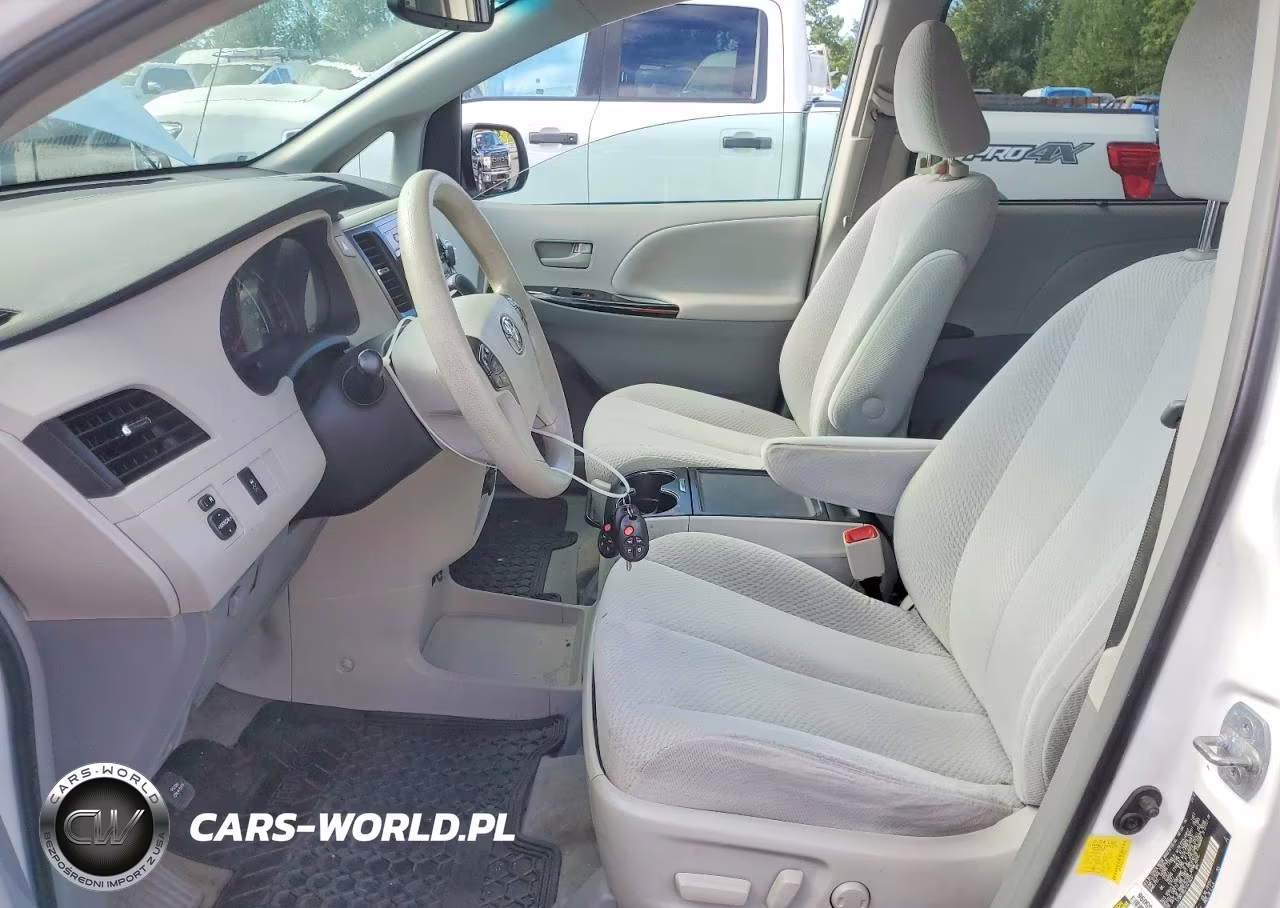 2012 Toyota Sienna Le VIN:5TDKK3DC7CS219337 - 7