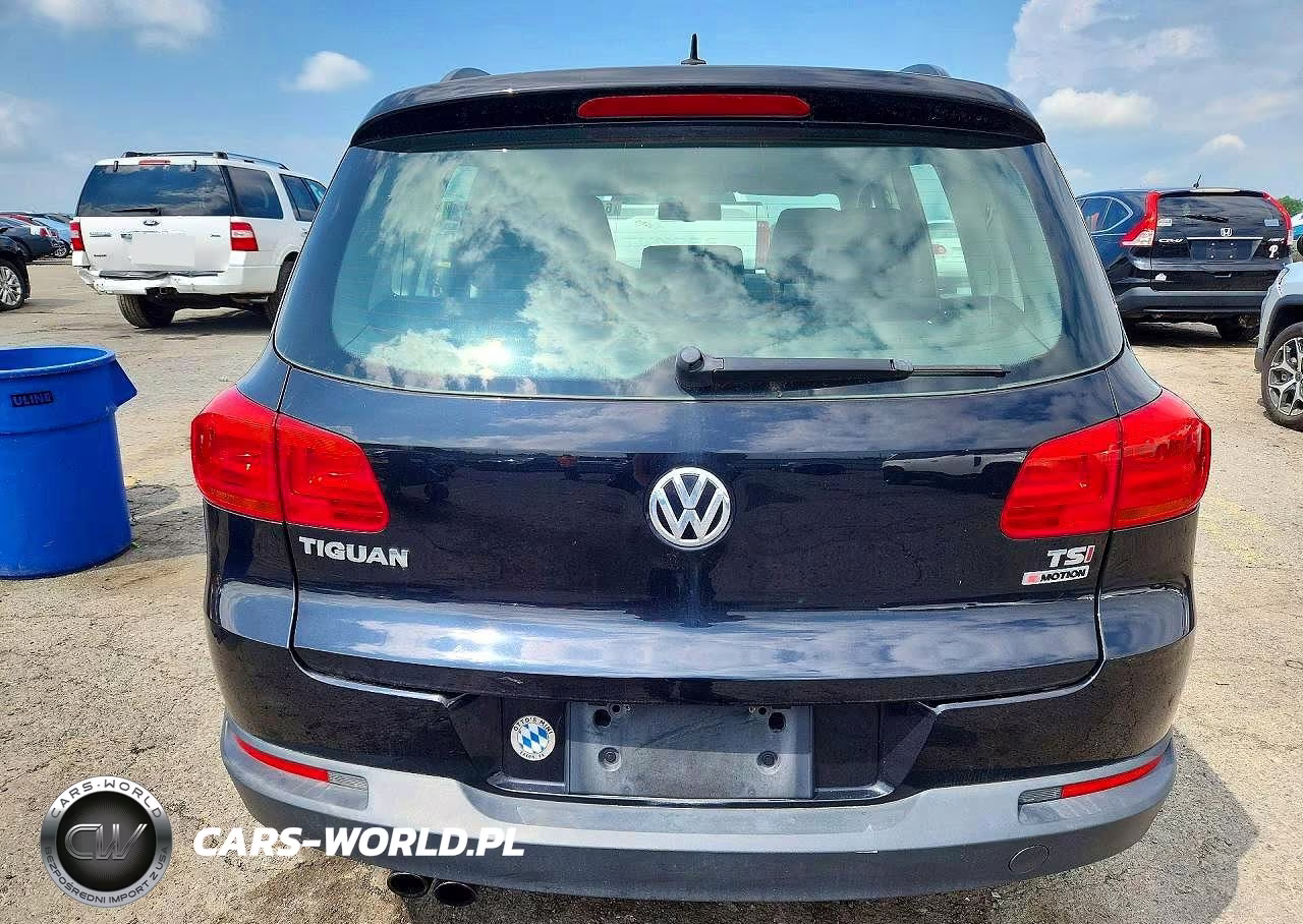2016 Volkswagen Tiguan S VIN:WVGBV7AX4GW579463 - 6