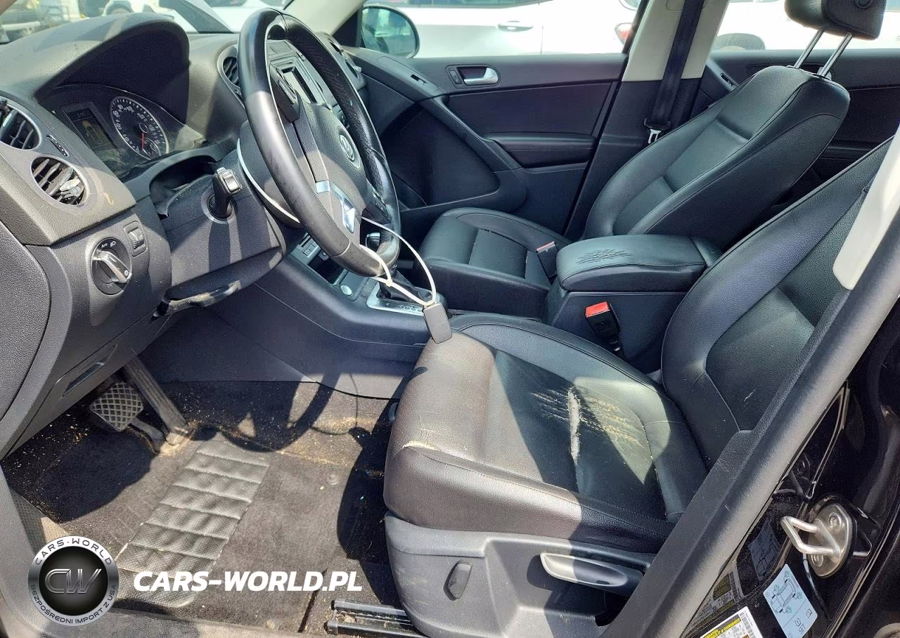 2016 Volkswagen Tiguan S VIN:WVGBV7AX4GW579463 - 7