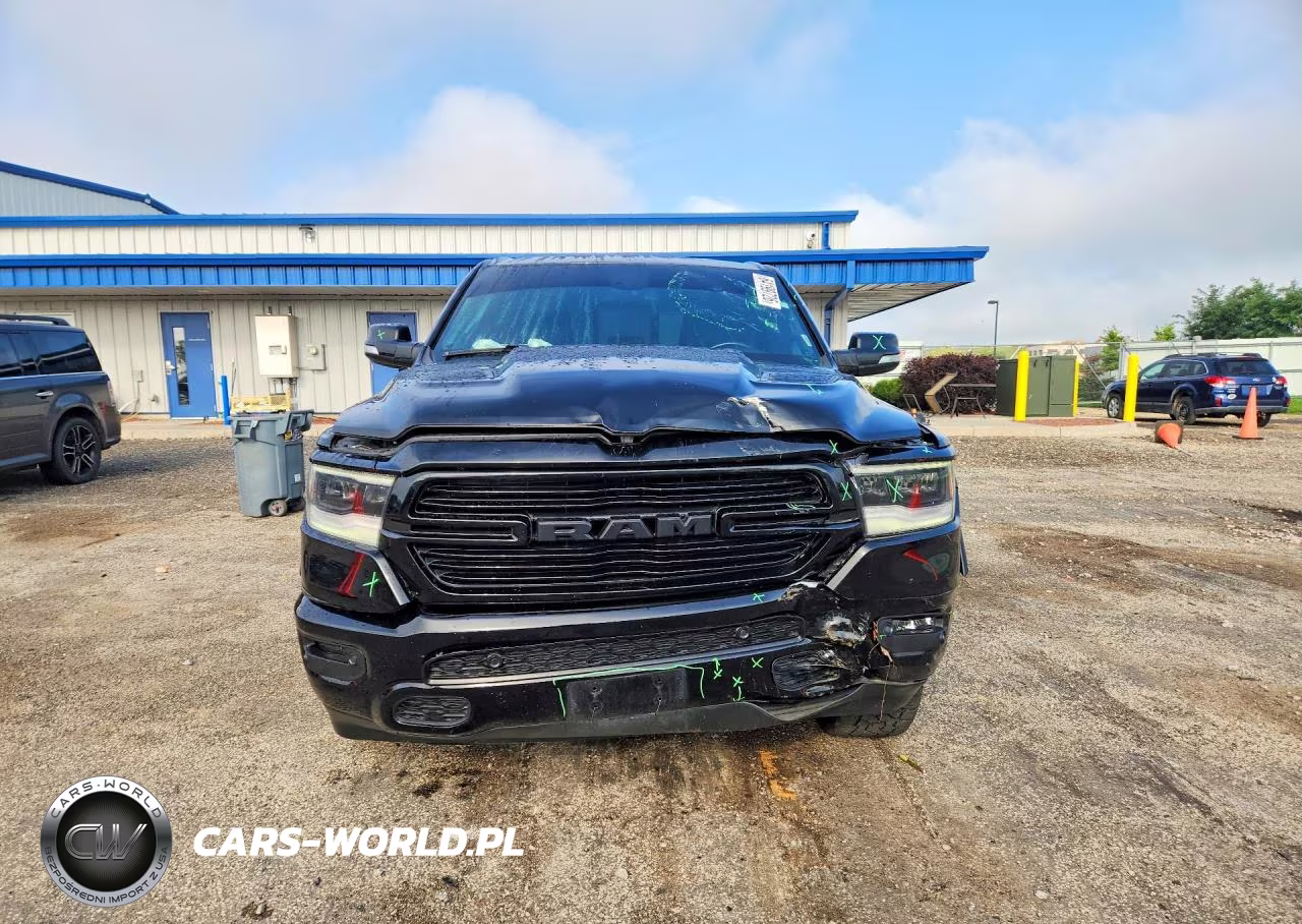 2019 Ram 1500 Laramie VIN:1C6SRFJT8KN586051 - 5