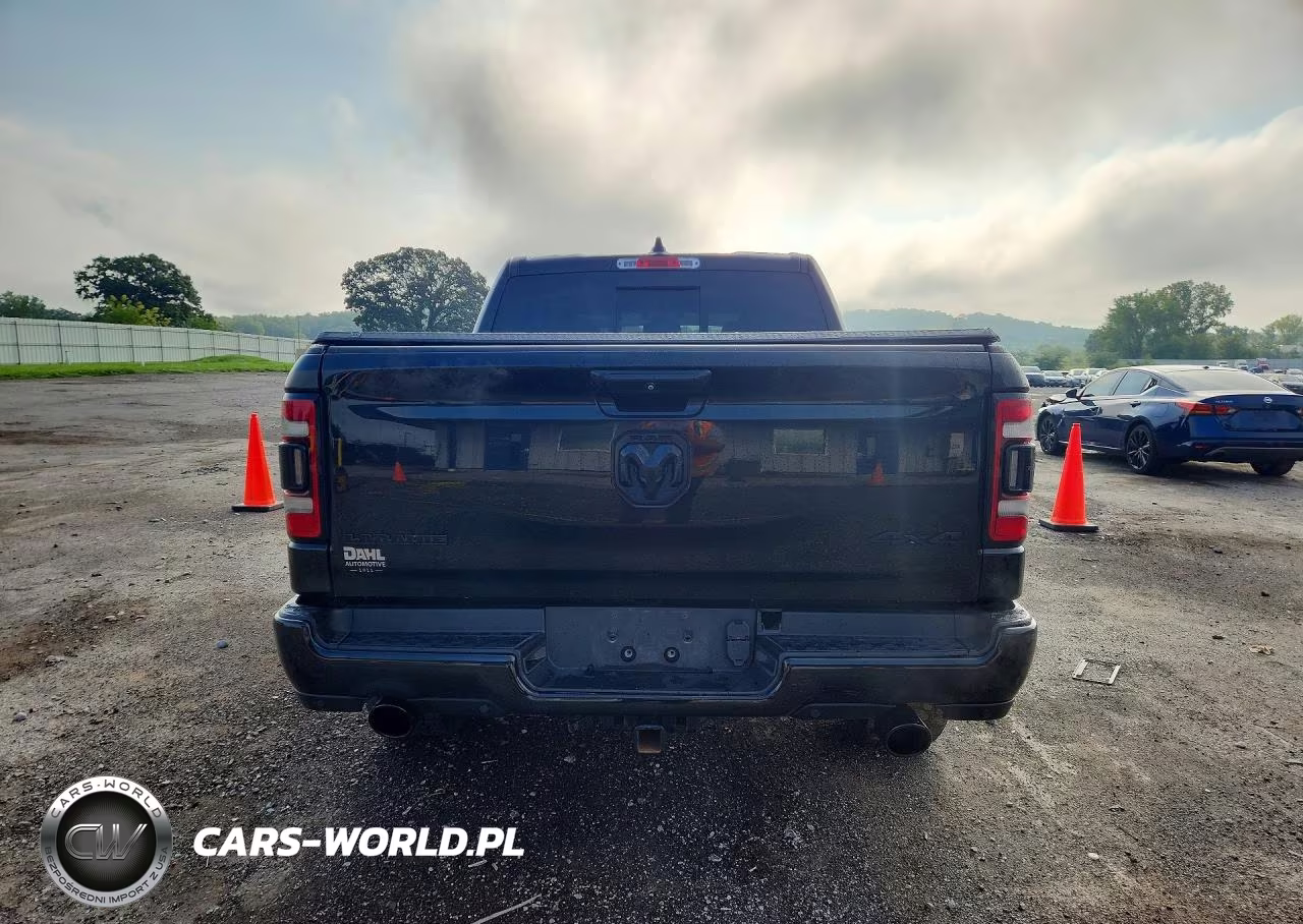 2019 Ram 1500 Laramie VIN:1C6SRFJT8KN586051 - 6