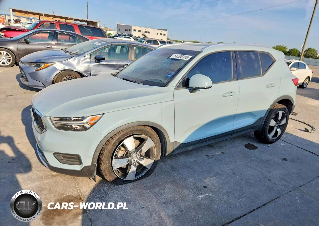 2019 Volvo Xc40 T5 Momentum