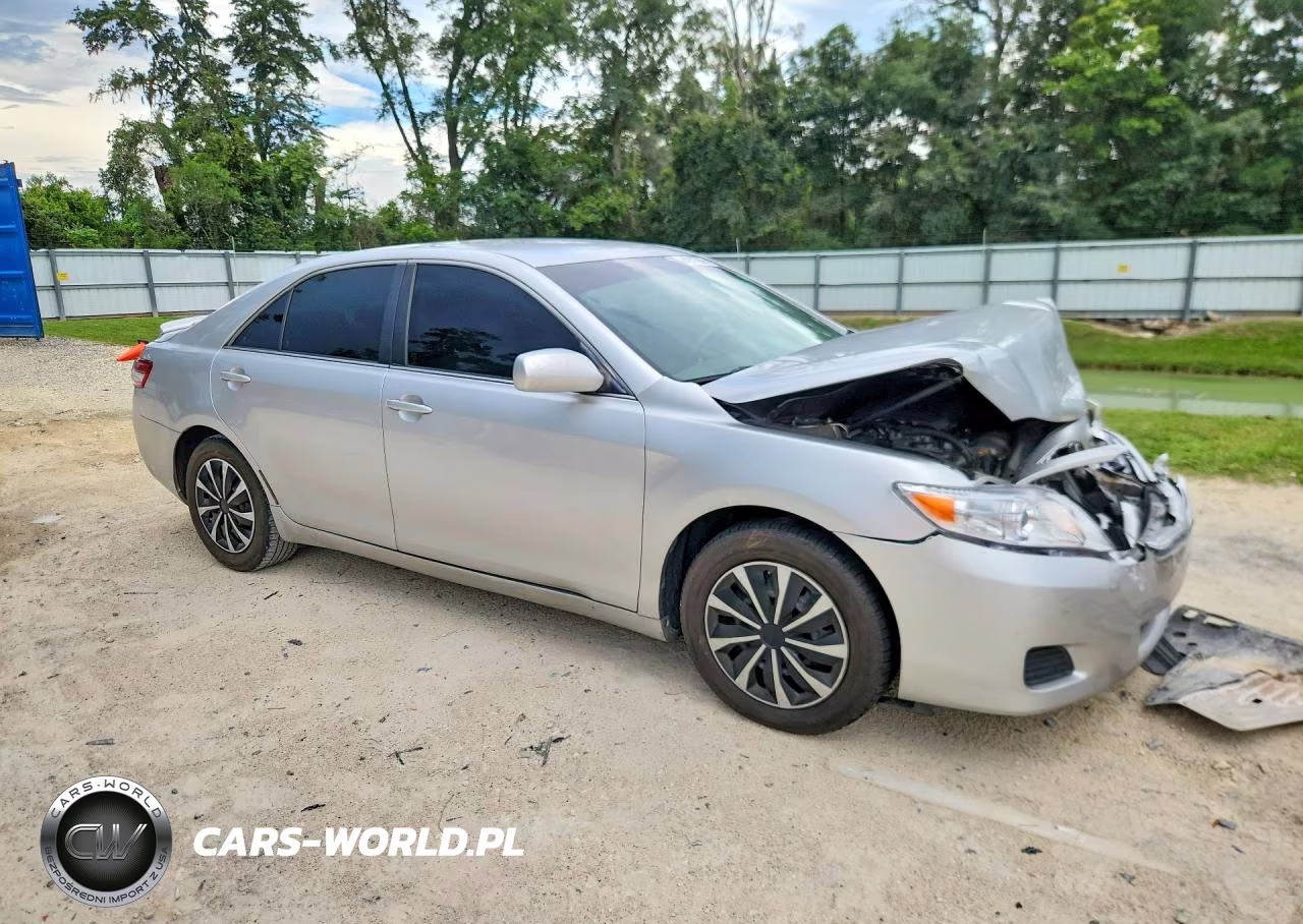 2010 Toyota Camry Le VIN:4T1BF3EKXAU087821 - 4