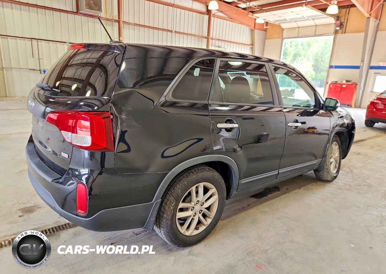 2014 Kia Sorento Lx VIN:5XYKT3A64EG443919 - 3