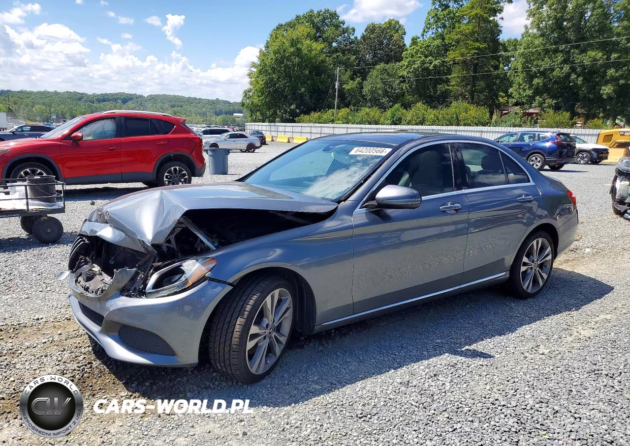 2018 Mercedes-Benz C 300 – zdjęcie 1 z 12