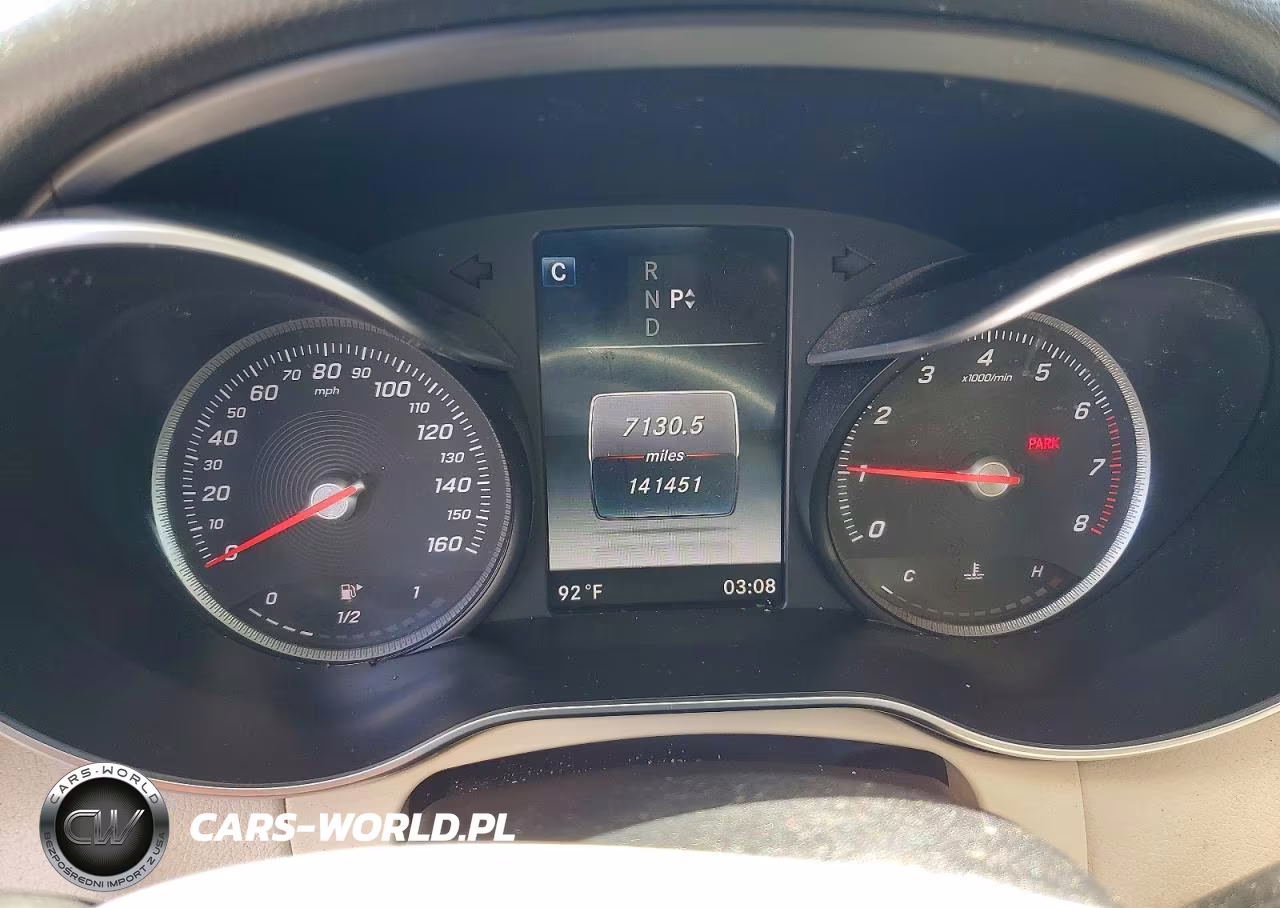 2018 Mercedes-Benz C 300 VIN:55SWF4JB8JU239927 - 9