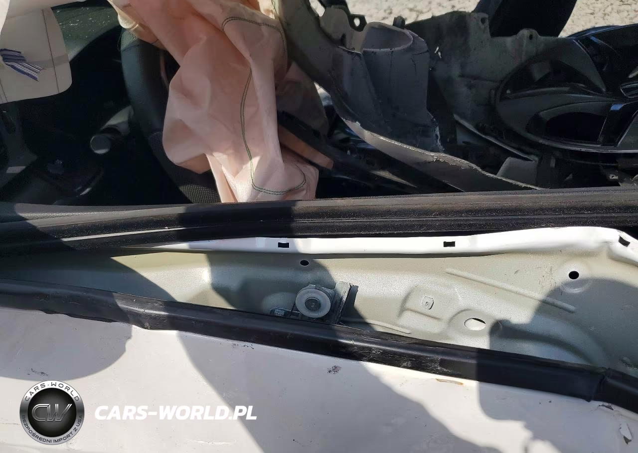 2019 Honda Civic Lx VIN:2HGFC2F6XKH568619 - 7