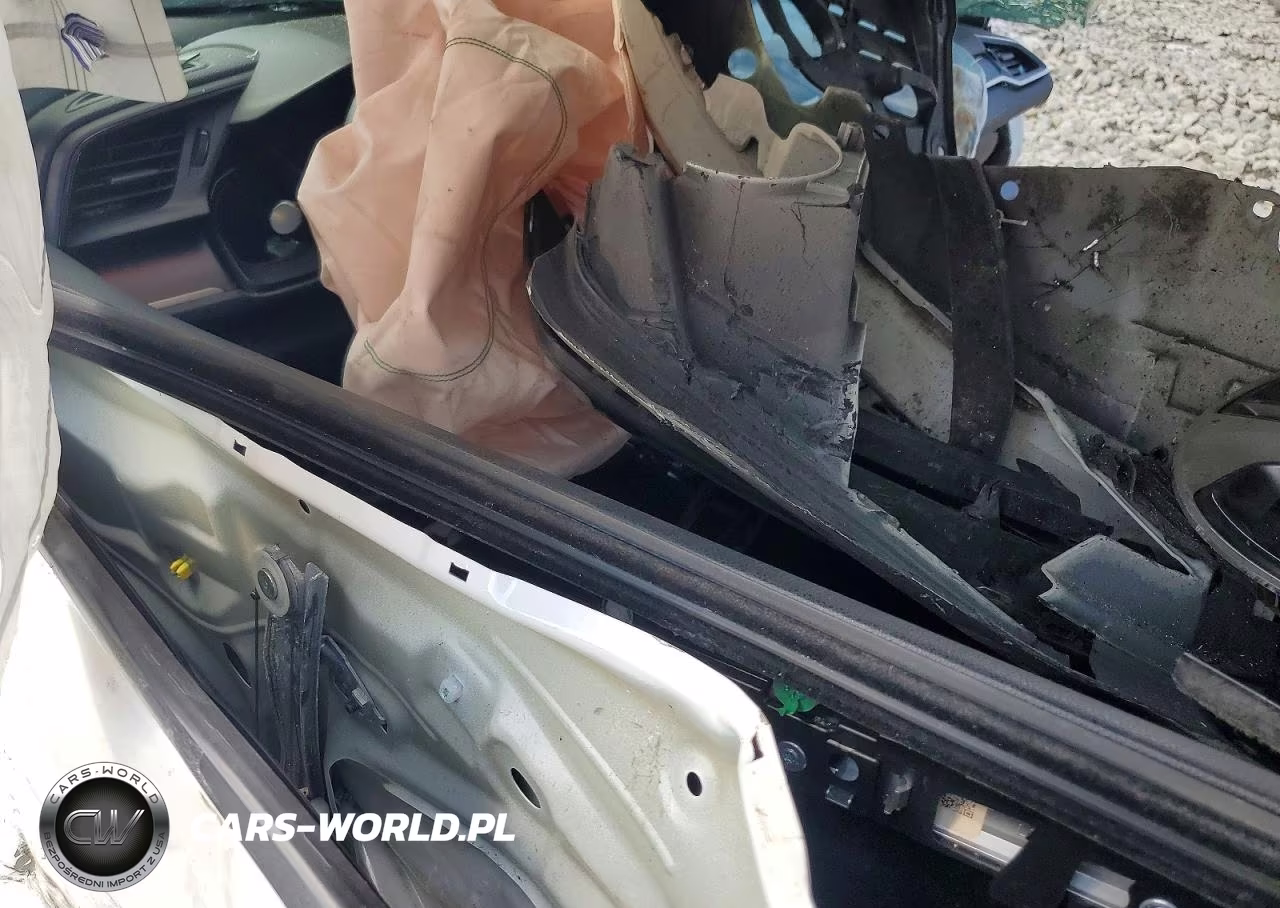 2019 Honda Civic Lx VIN:2HGFC2F6XKH568619 - 8