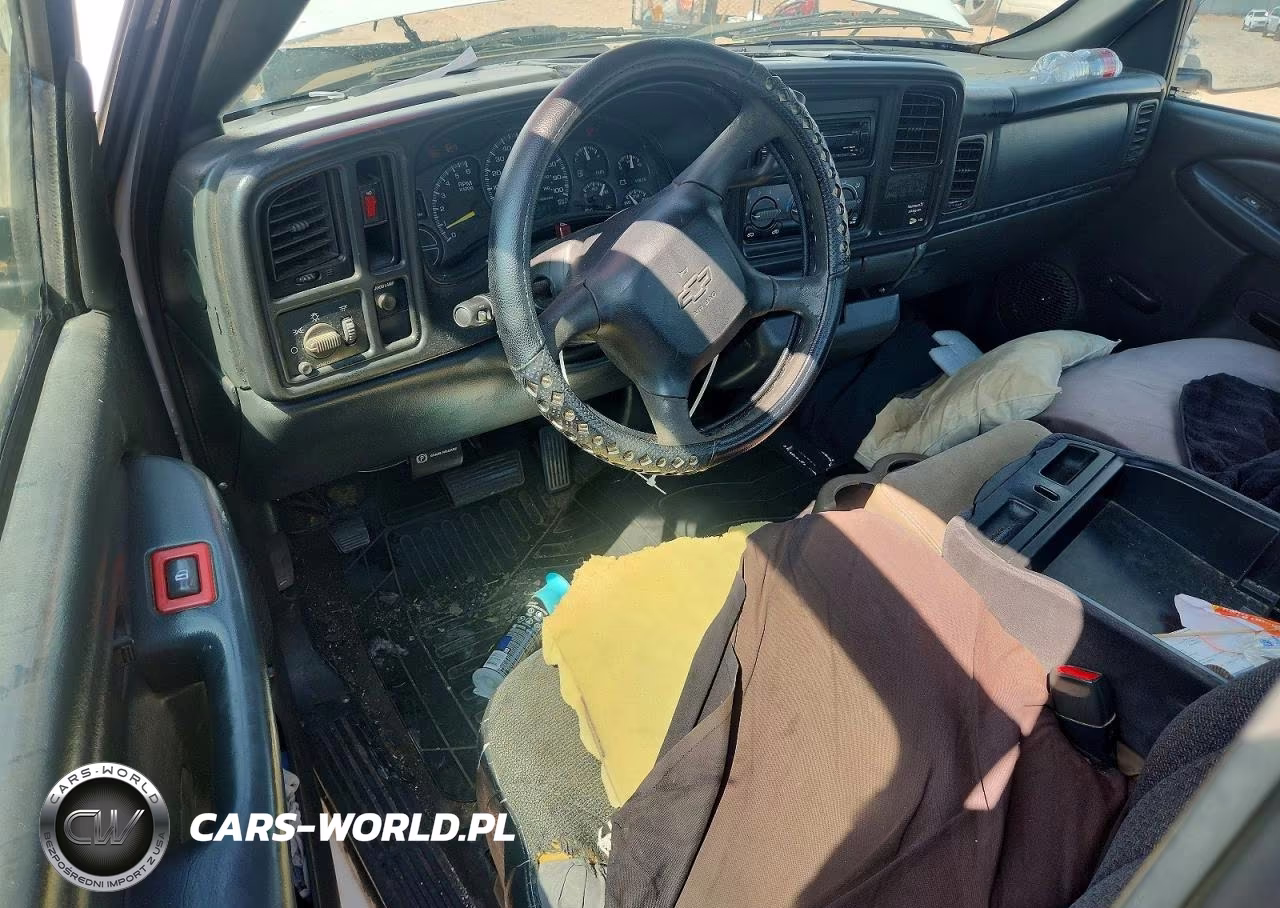 2000 Chevrolet Silverado C1500 VIN:1GCEC14W1YZ366591 - 8