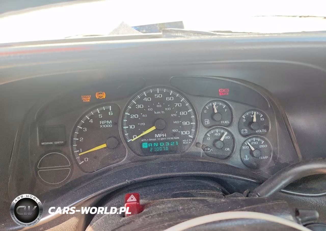 2000 Chevrolet Silverado C1500 VIN:1GCEC14W1YZ366591 - 9