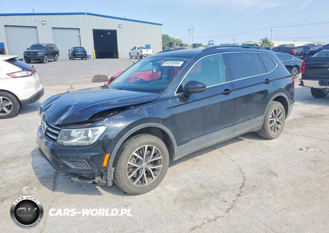 2019 Volkswagen Tiguan Se VIN:3VV2B7AX2KM194541 - 1