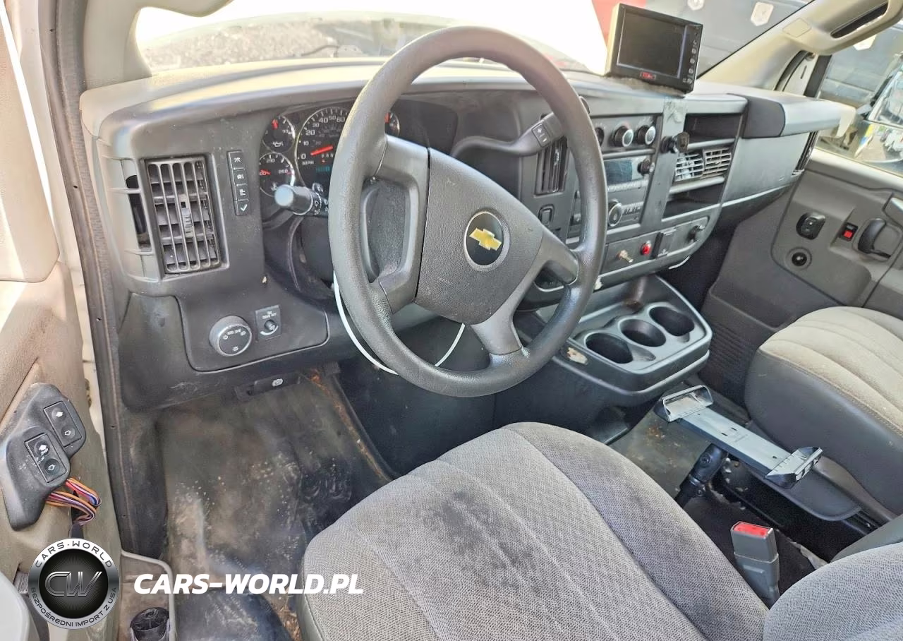 2017 Chevrolet Express Box Truck VIN:1HA3GRCG2HN002901 - 8