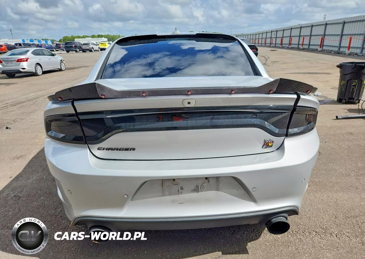 2023 Dodge Charger Scat Pack VIN:2C3CDXGJ3PH588916 - 6