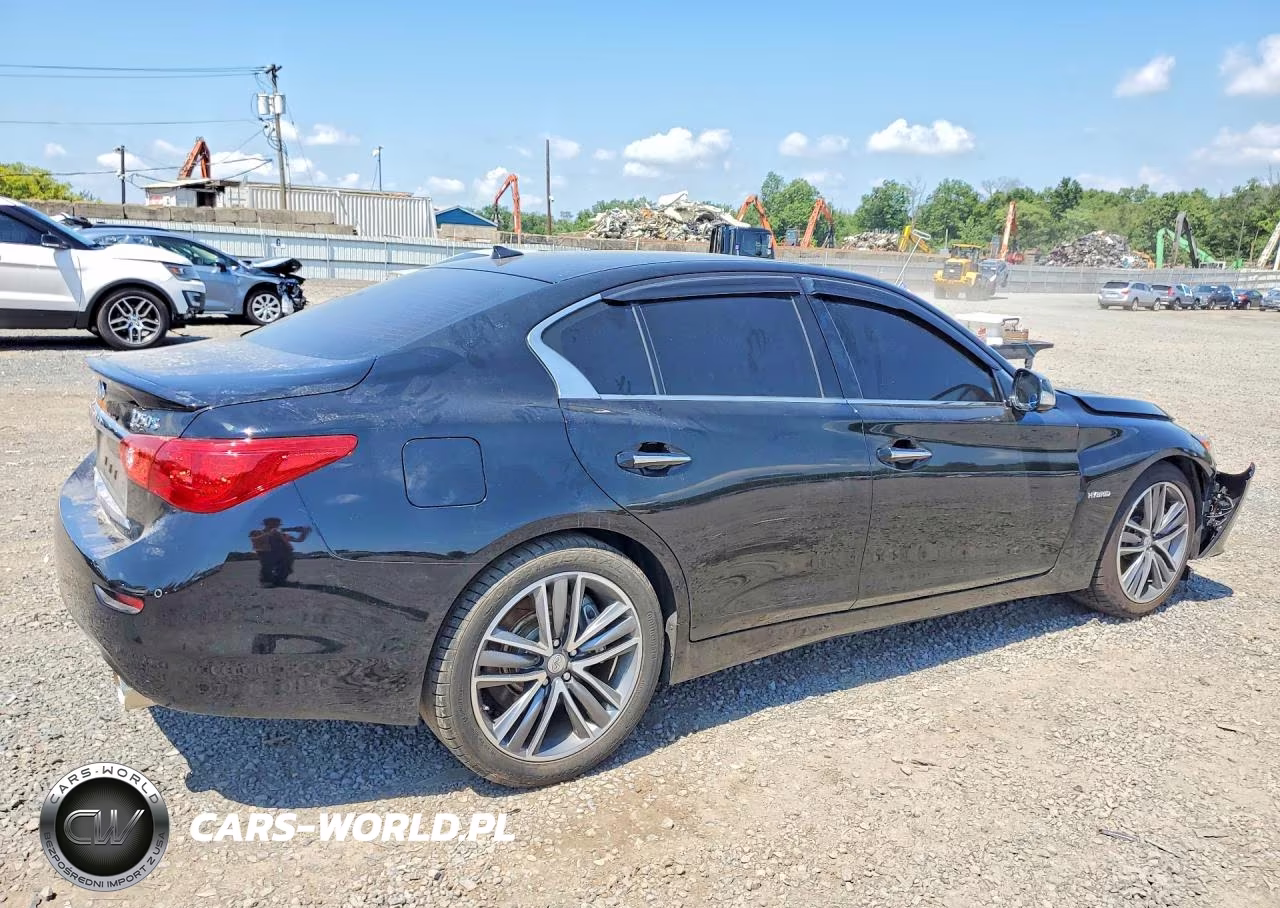 2015 Infiniti Q50 Hybrid Sport VIN:JN1AV7AP2FM790819 - 3