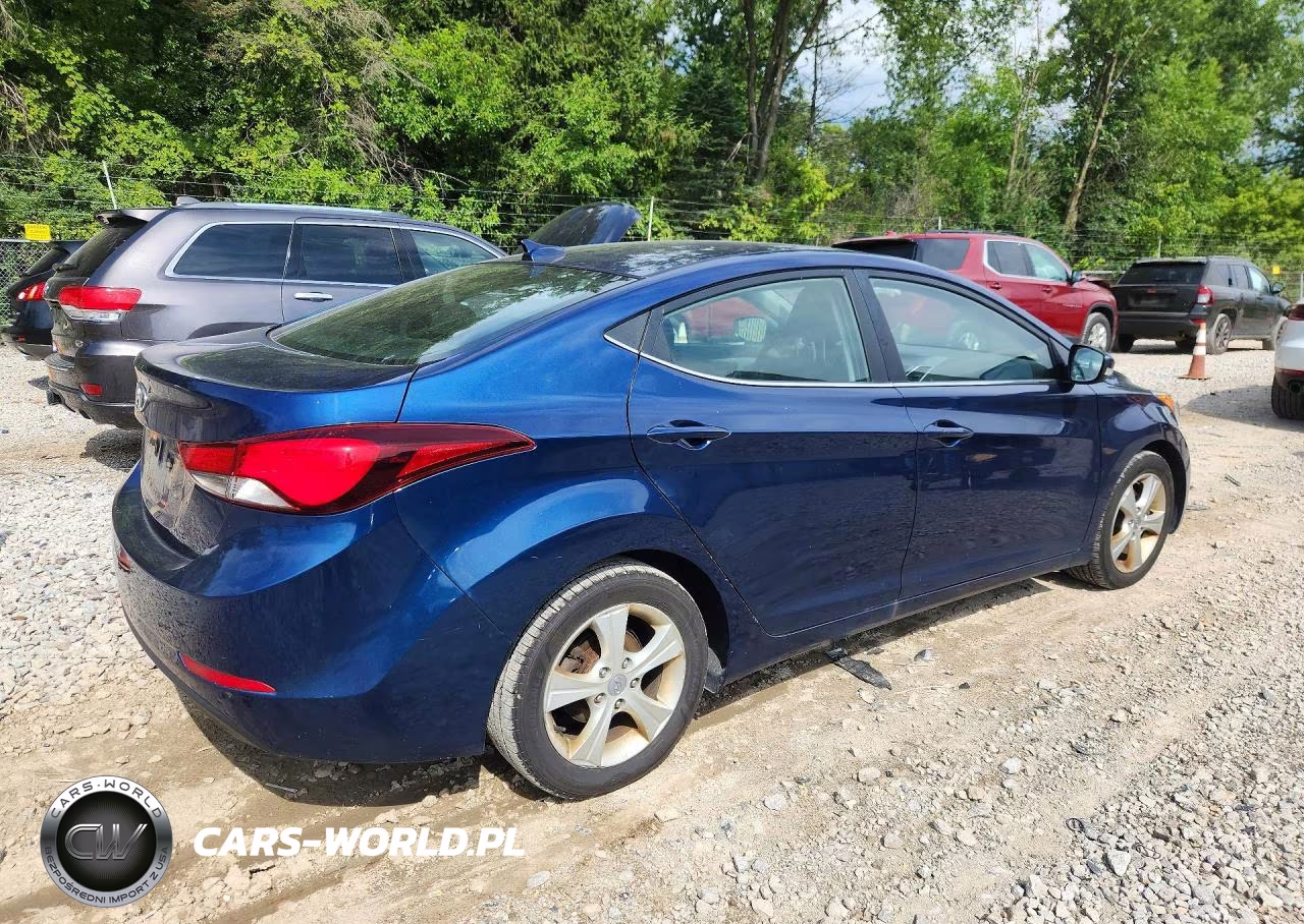 2016 Hyundai Elantra Value Edition VIN:5NPDH4AE8GH691190 - 3