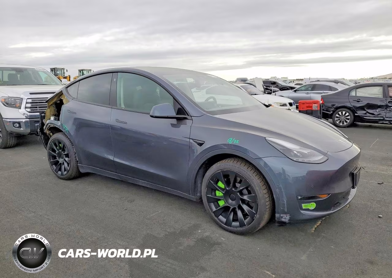 2022 Tesla Model Y VIN:7SAYGDEE9NF559374 - 4