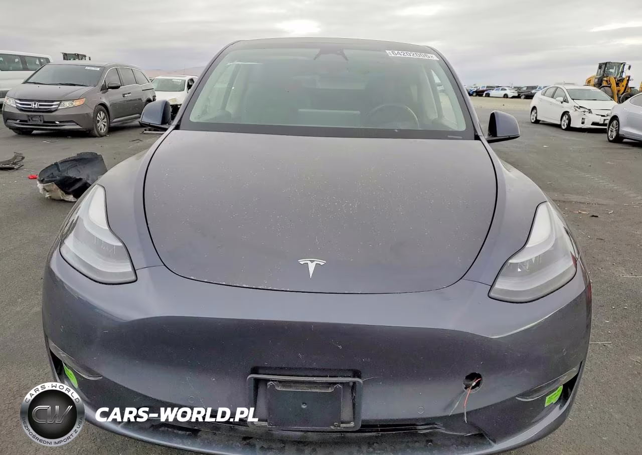 2022 Tesla Model Y VIN:7SAYGDEE9NF559374 - 5