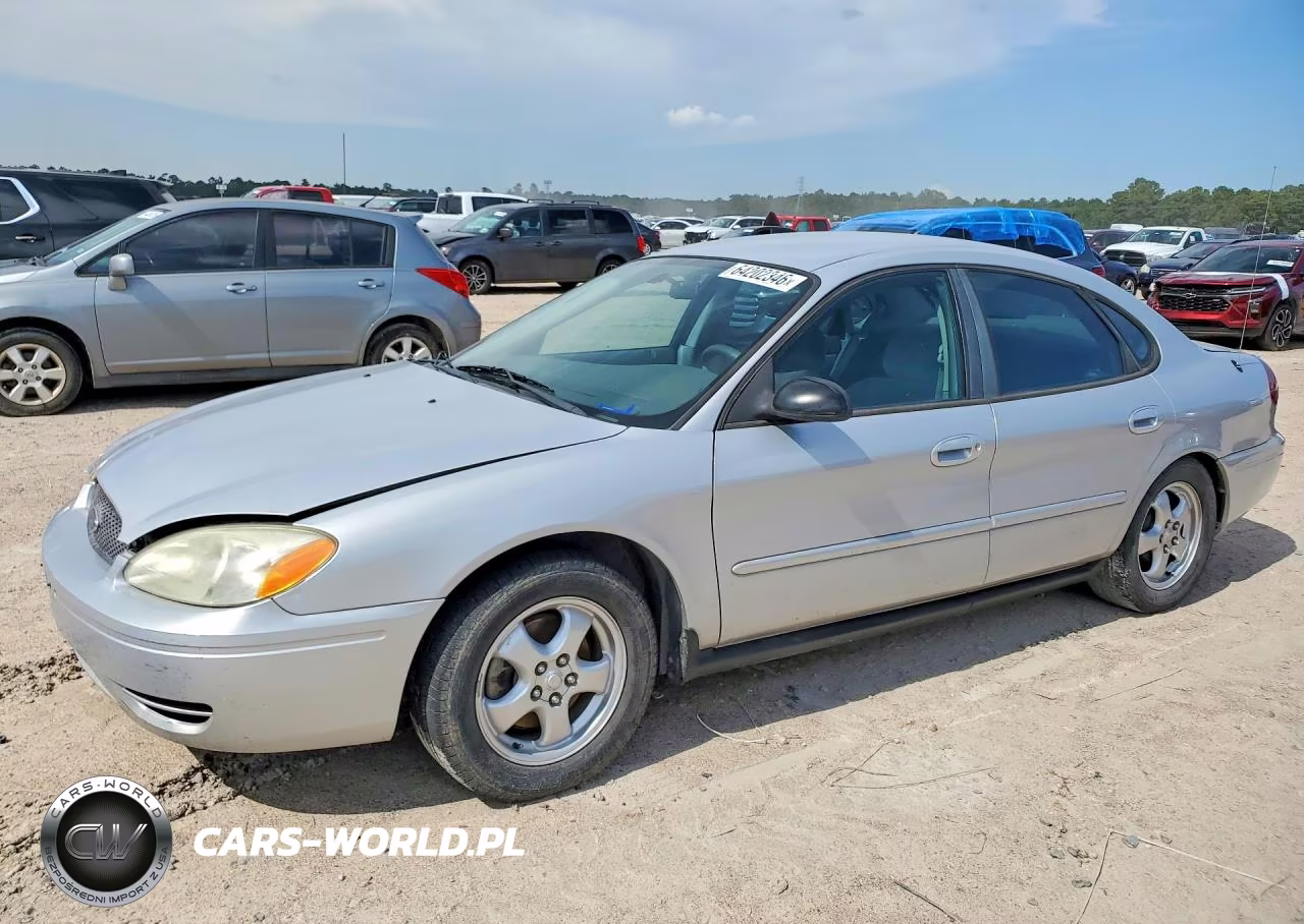 2004 Ford Taurus Se