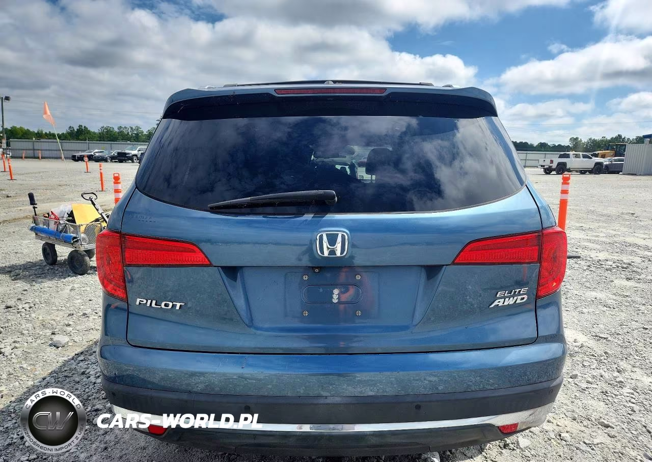 2016 Honda Pilot Elite VIN:5FNYF6H06GB105811 - 6