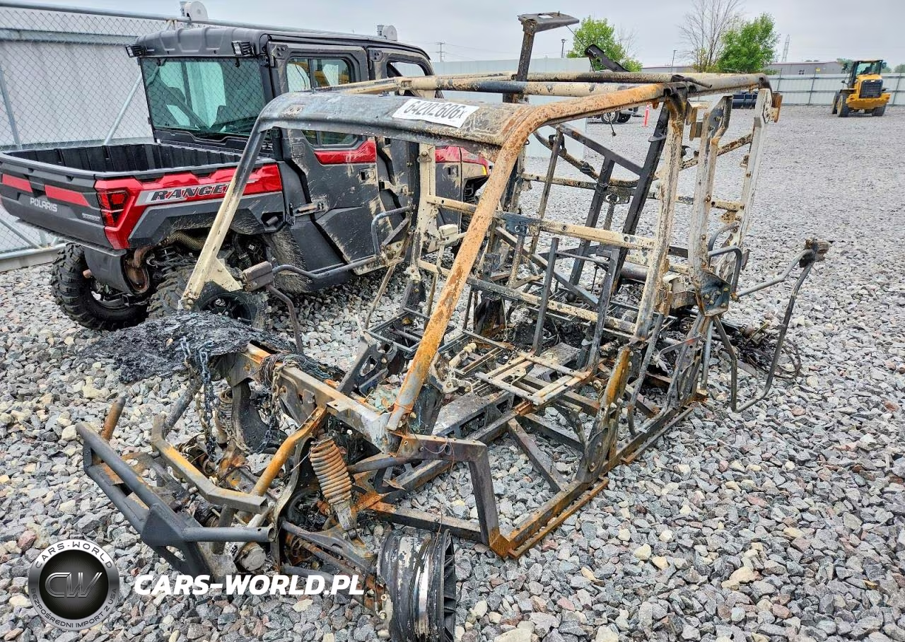 2024 Can-Am Defender Utility Vehicle VIN:3JBUCAX45RK002097 - 2