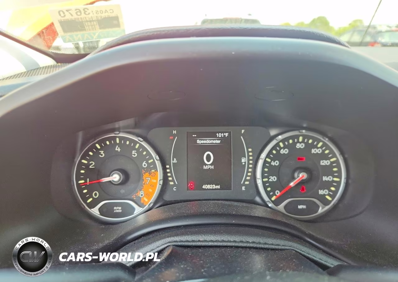2016 Jeep Renegade Sport VIN:ZACCJBAW0GPC63571 - 9