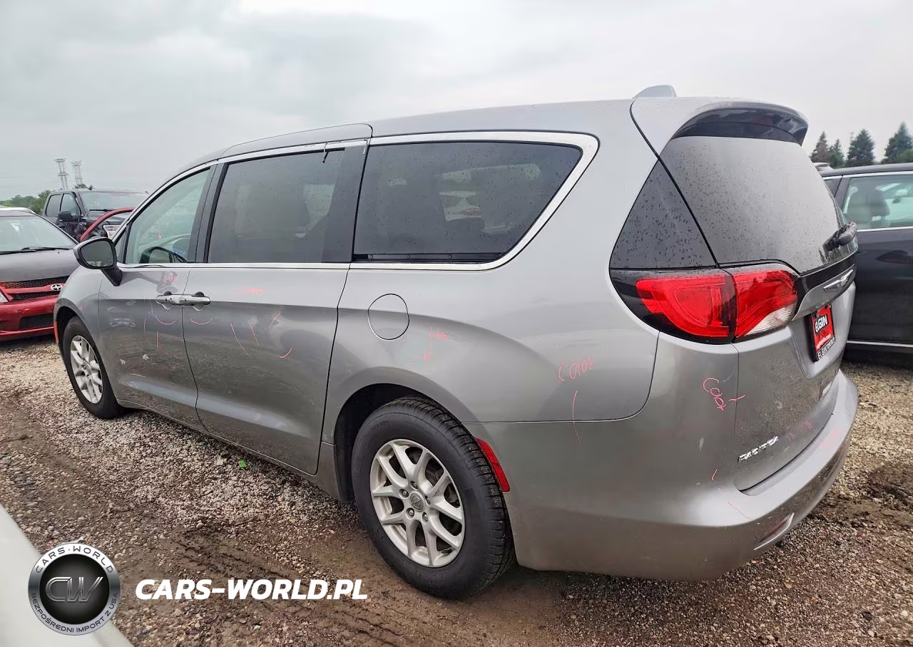 2017 Chrysler Pacifica Touring VIN:2C4RC1DG9HR502471 - 2
