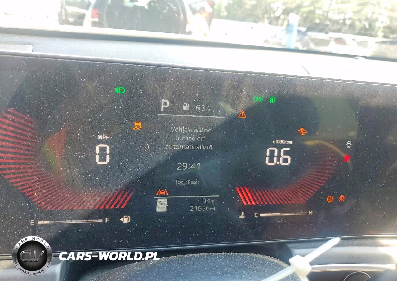 2025 Kia K5 Gt Line VIN:KNAG64J78S5284139 - 9