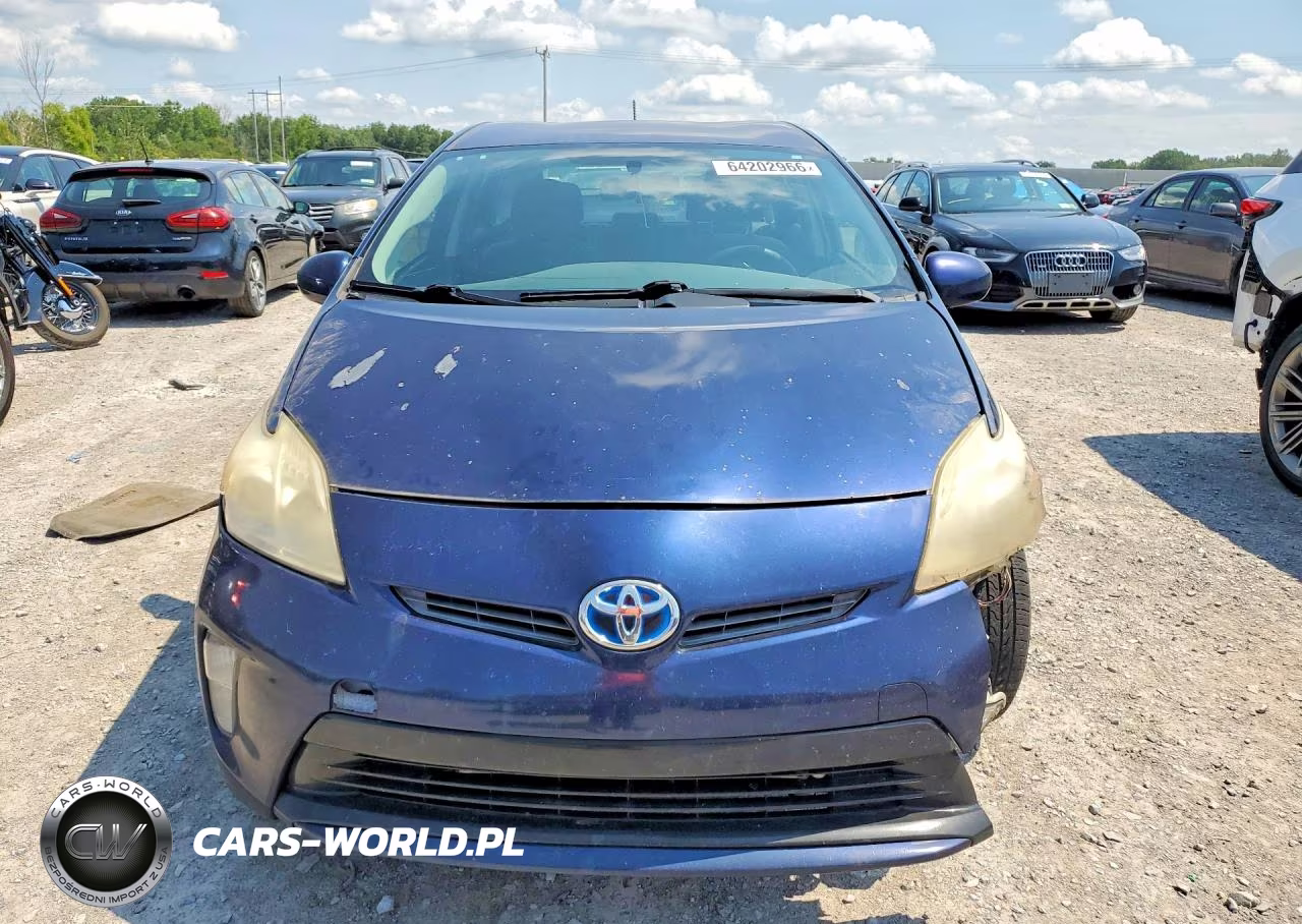 2012 Toyota Prius Two VIN:JTDKN3DU1C1586778 - 5