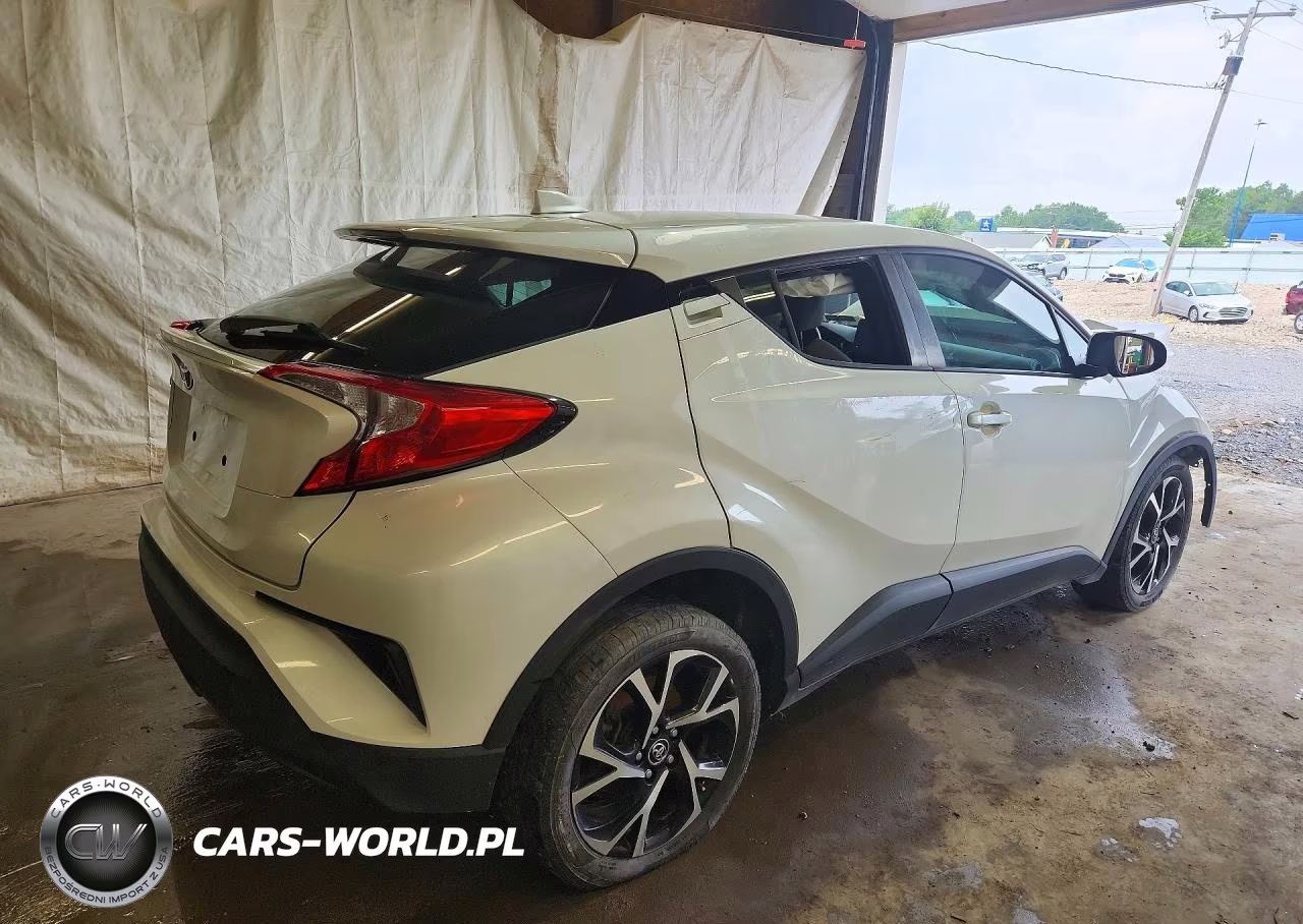 2019 Toyota C-Hr Xle VIN:NMTKHMBX8KR100400 - 3