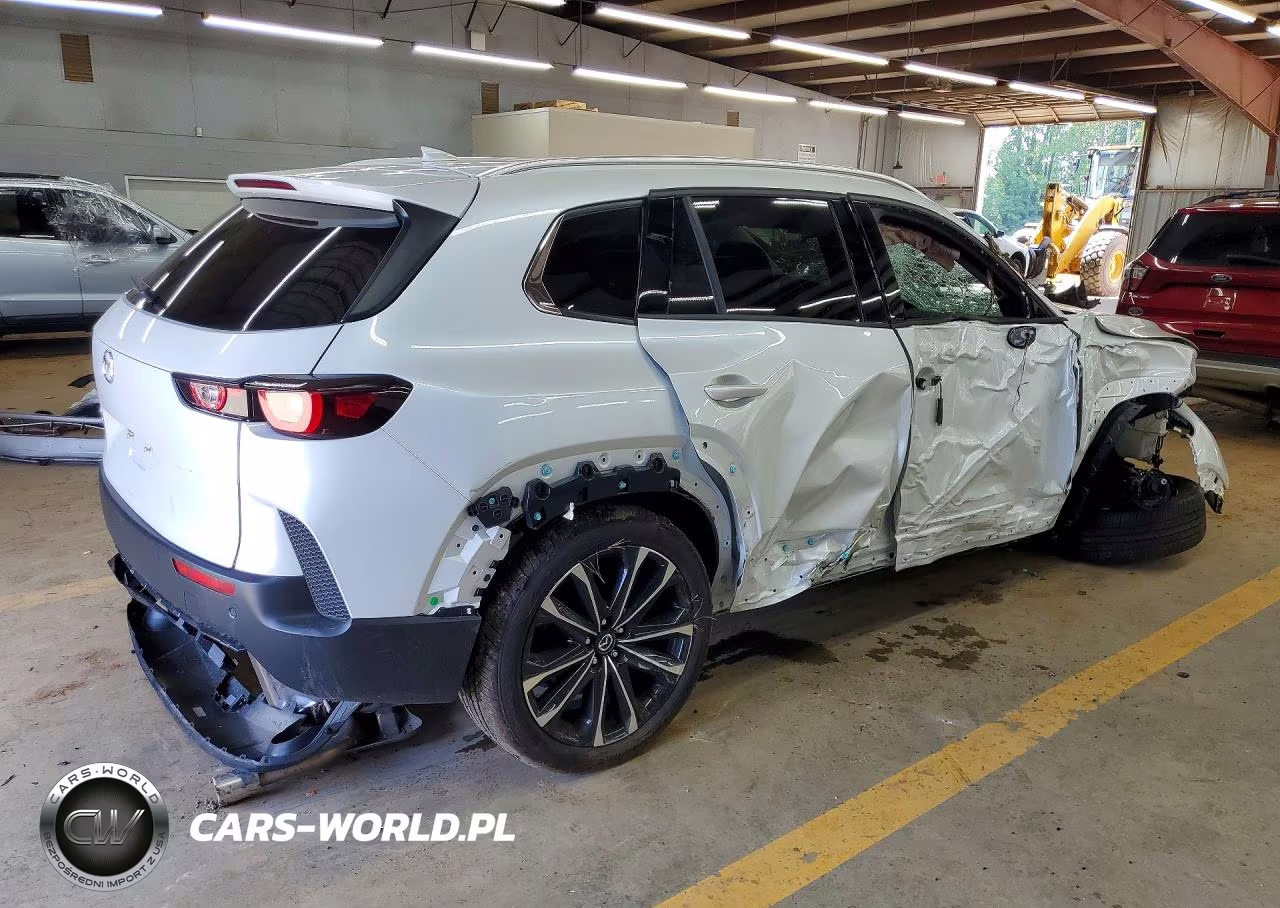 2026 Mazda Cx-50 Premium VIN:7MMVABDL5TN495600 - 3