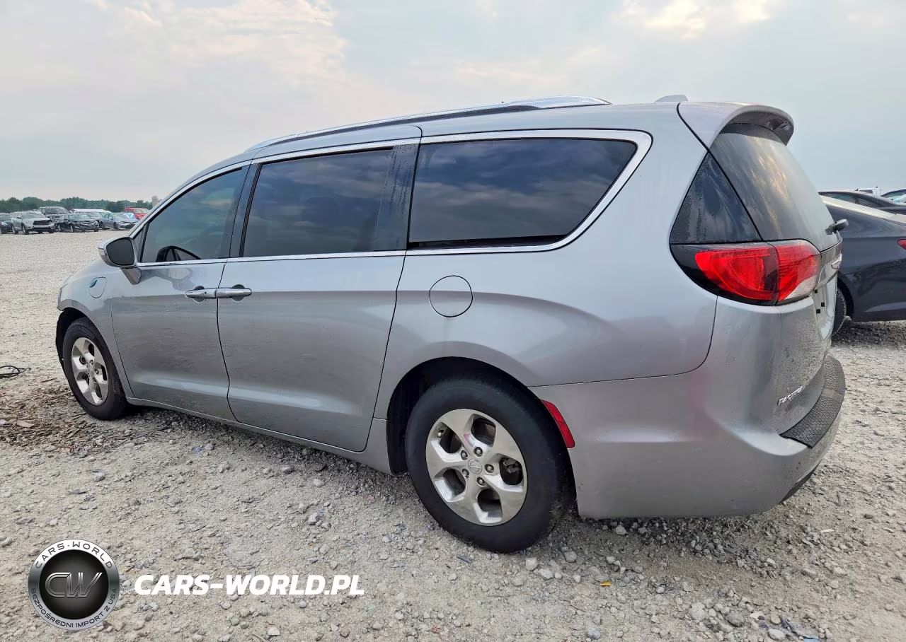 2018 Chrysler Pacifica Hybrid Limited VIN:2C4RC1N79JR230055 - 2