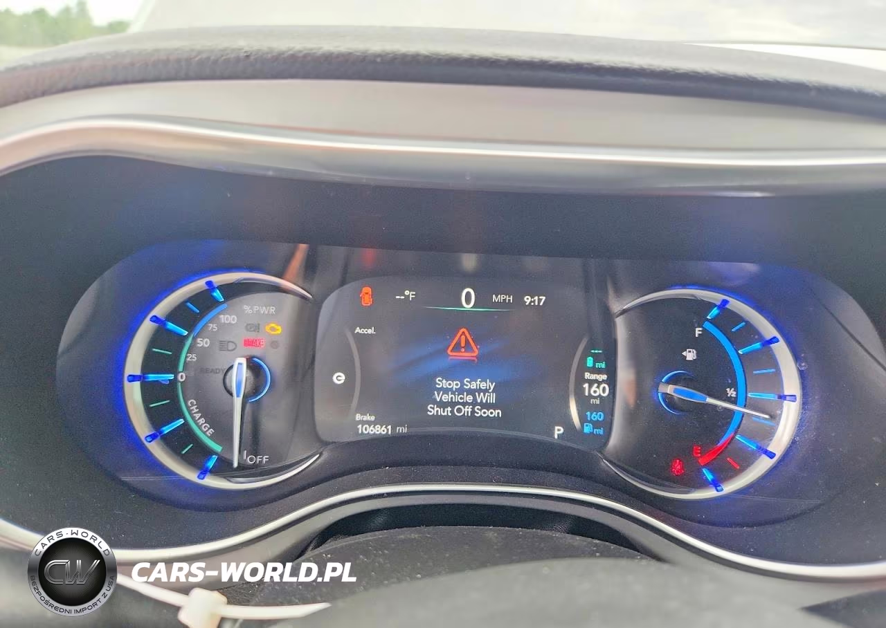 2018 Chrysler Pacifica Hybrid Limited VIN:2C4RC1N79JR230055 - 9