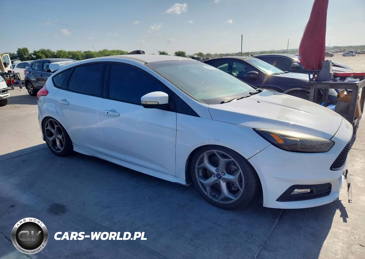 2018 Ford Focus St VIN:1FADP3L96JL213470 - 4
