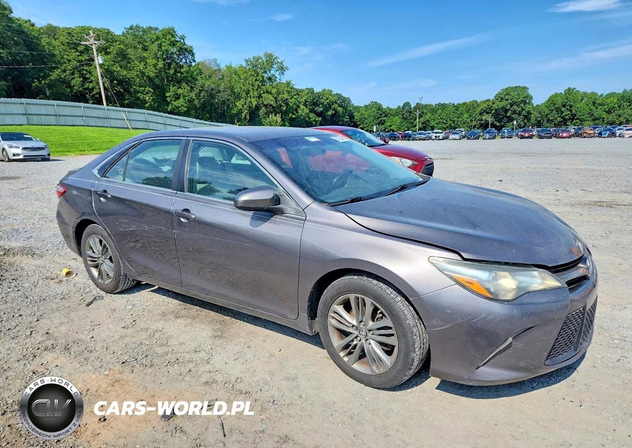 2016 Toyota Camry Se VIN:4T1BF1FK7GU238996 - 4