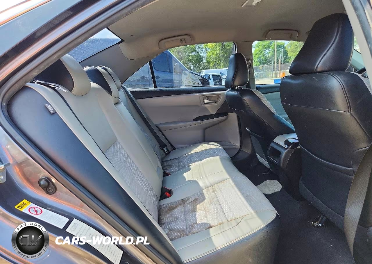 2015 Toyota Camry Se VIN:4T1BF1FK8FU949167 - 10