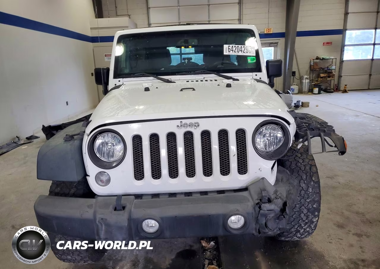 2014 Jeep Wrangler Unlimited Rubicon VIN:1C4BJWFG7EL241119 - 5